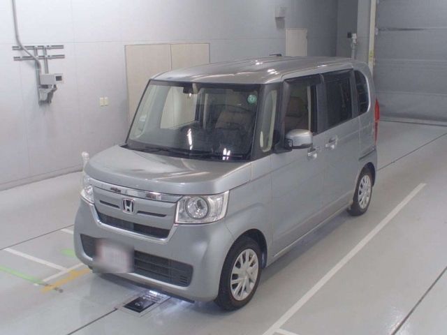 124 HONDA N BOX JF3 2017 г. (CAA Chubu)